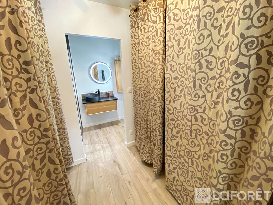 Maison à MARTIGNAS-SUR-JALLE