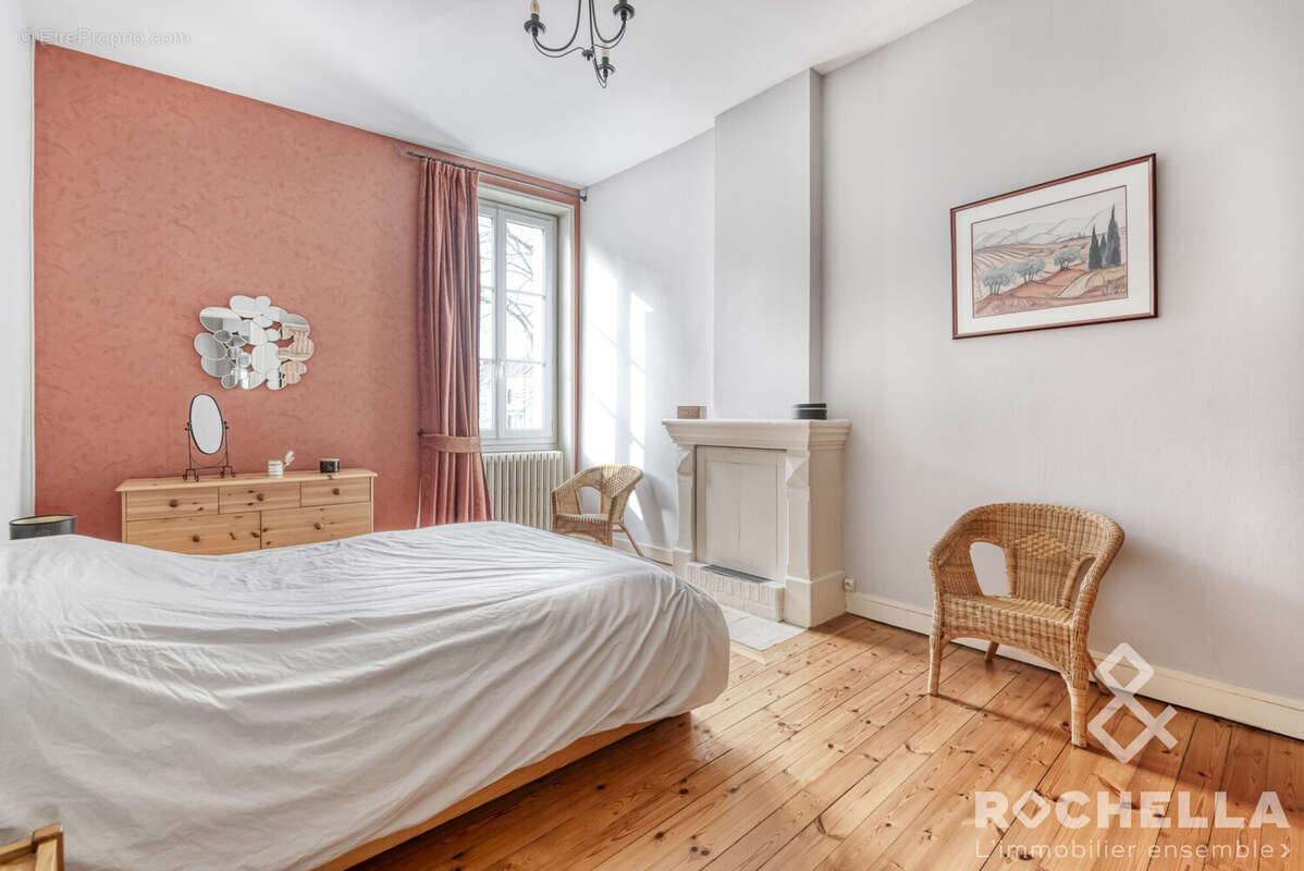 Maison à LES PONTS-DE-CE