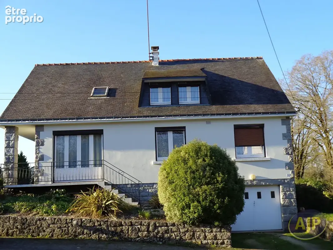 Maison à PLUMELEC