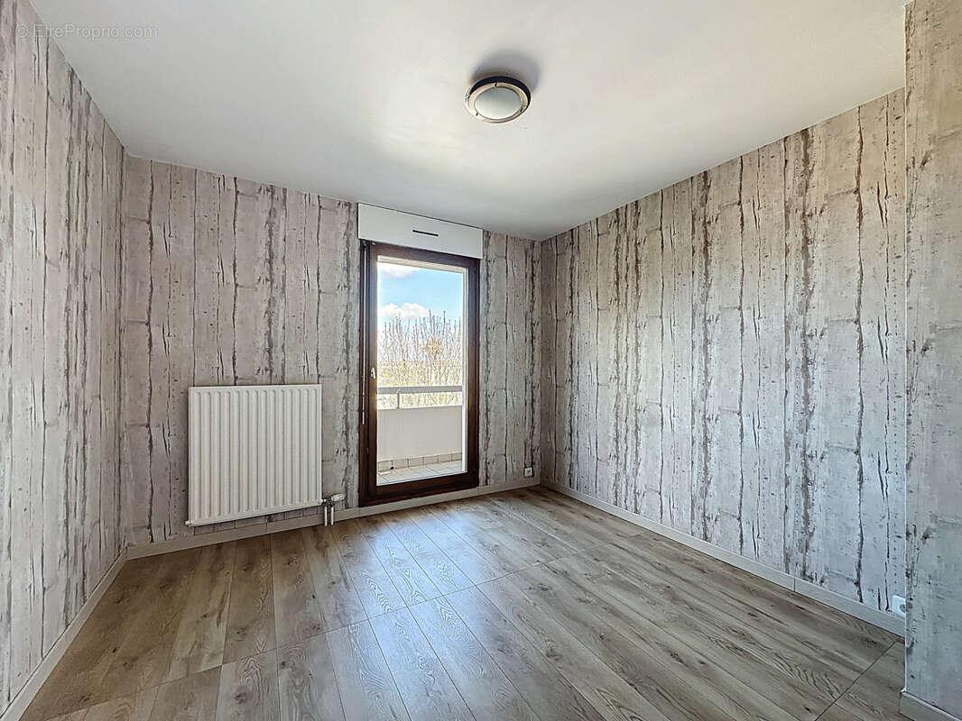 Appartement à TASSIN-LA-DEMI-LUNE