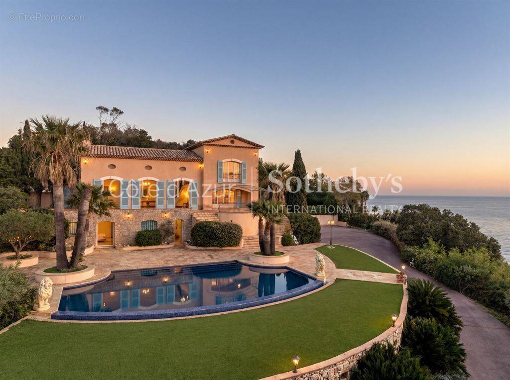 Maison à SAINT-RAPHAEL