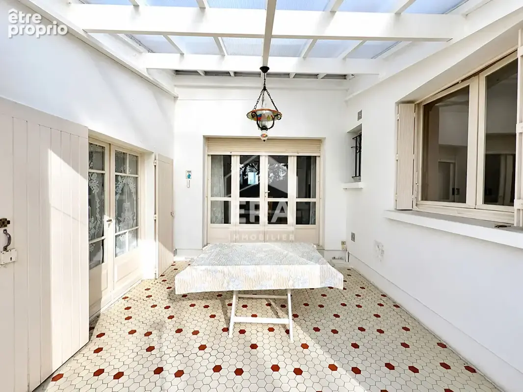 Maison individuelle de PLAIN PIED - 4 chambres - 785 m² de terrain - Beau potentiel - photo 10
