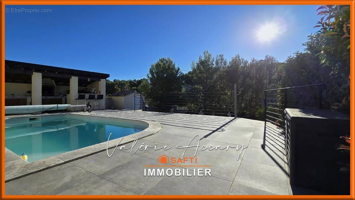 Photo 1 - Maison à ROCBARON