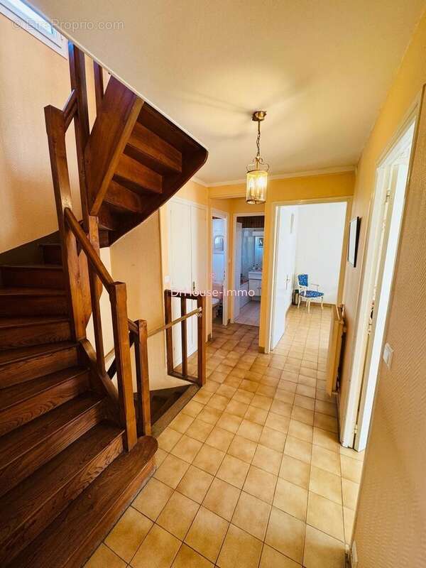 Maison 94 m² à Dieppe  - photo 3