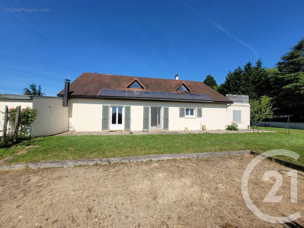 Maison à SAINTE-CROIX