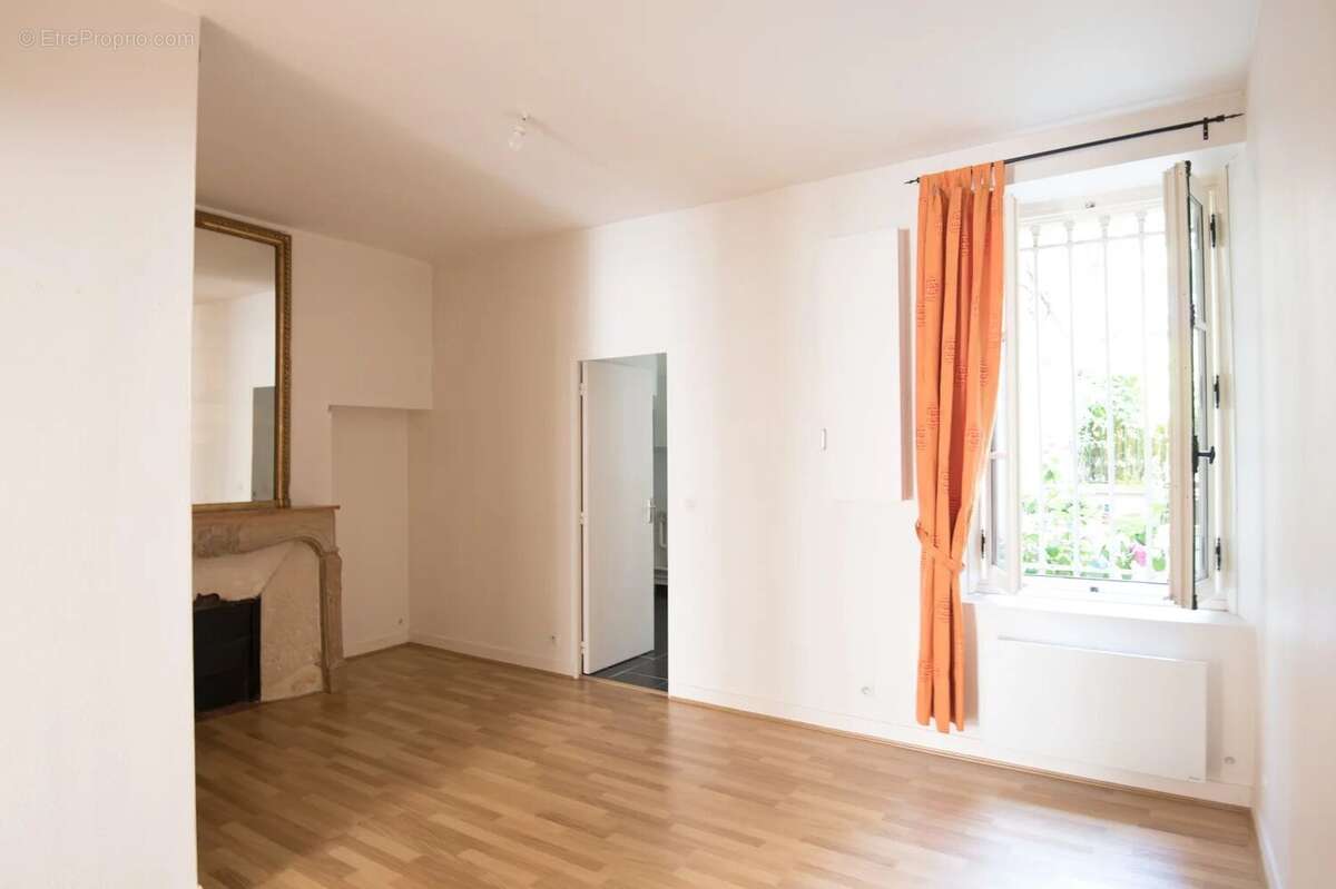 Appartement à VERSAILLES