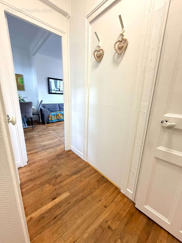 Appartement Colombes 2 pièces 47.01 m2 - photo 6