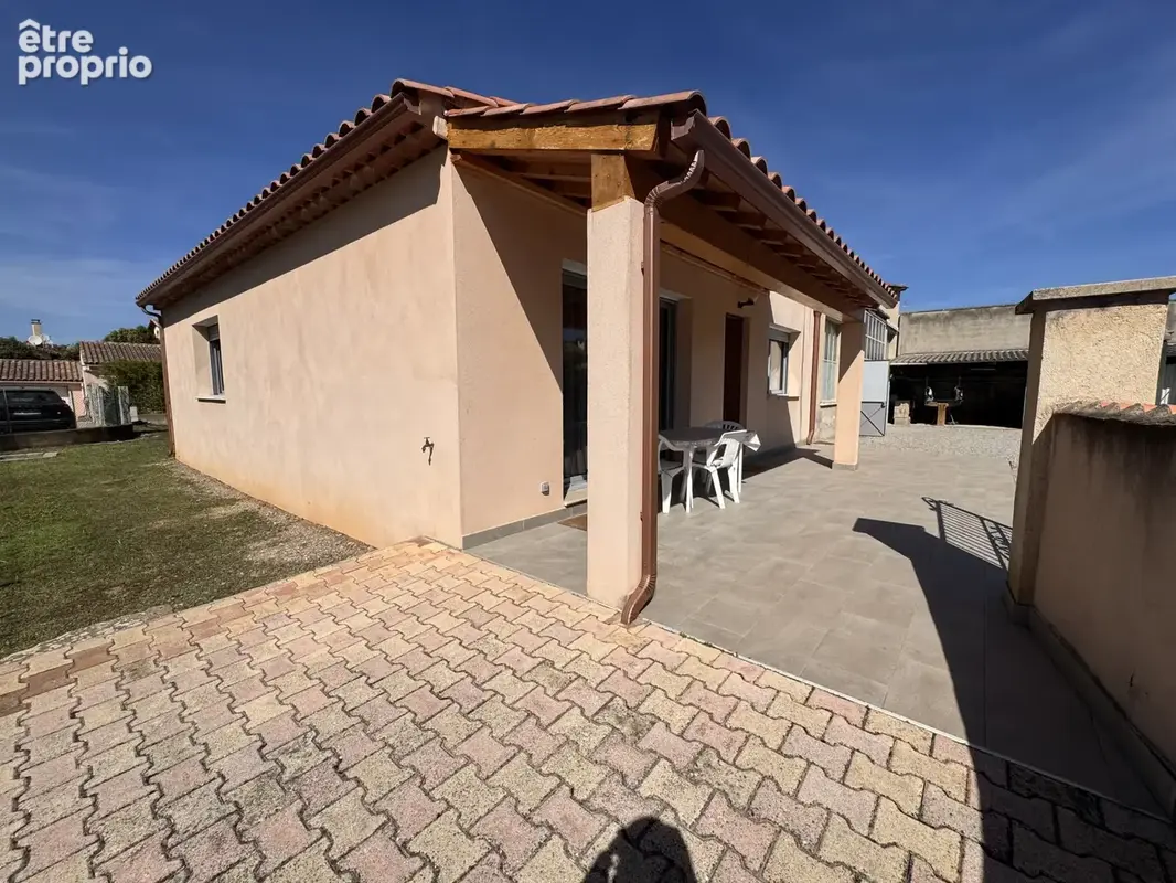 Maison de type 3 avec grand hangar a vendre sur peyrolles en provence - photo 3