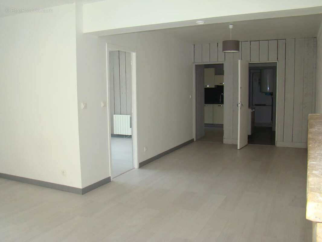 Appartement à GENCAY