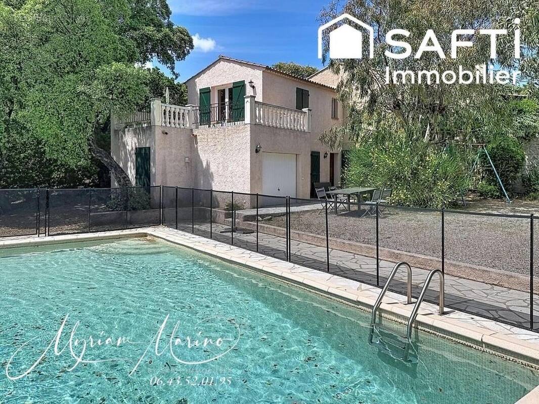 Photo 1 - Maison à FREJUS