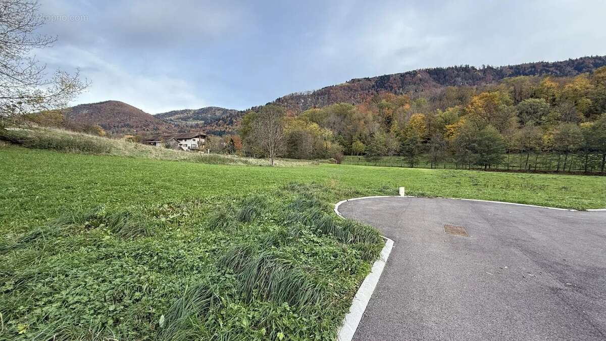 Terrain à CERVENS