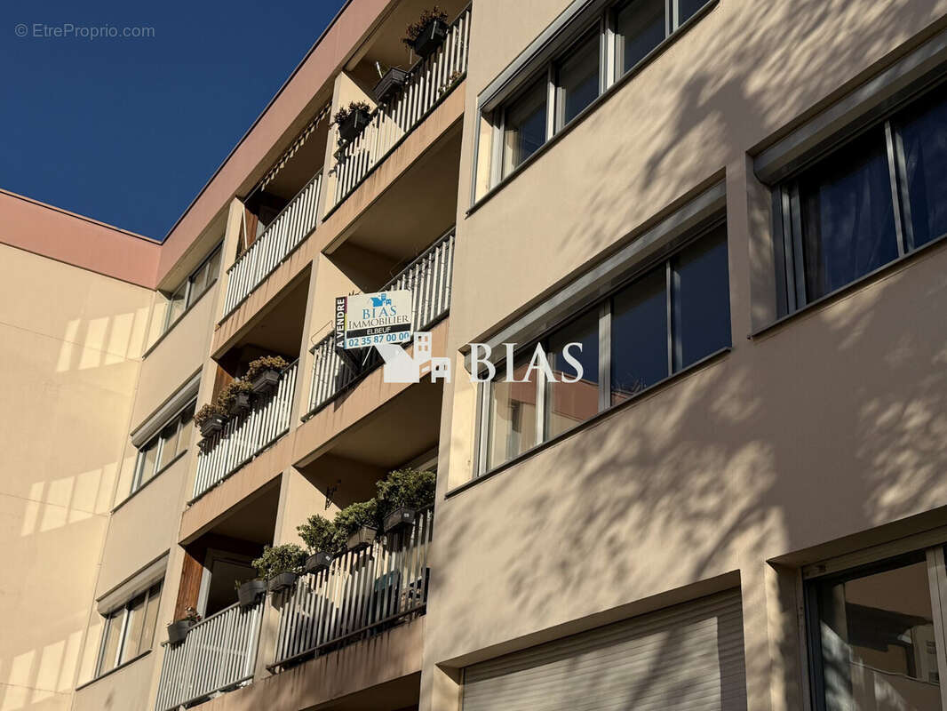 Appartement à SAINT-PIERRE-LES-ELBEUF