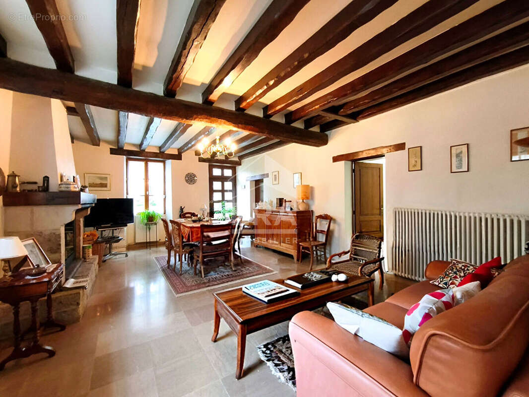 Maison à FONTAINE-LA-RIVIERE