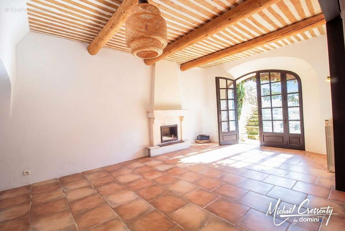 Séjour - Maison à ALLEINS