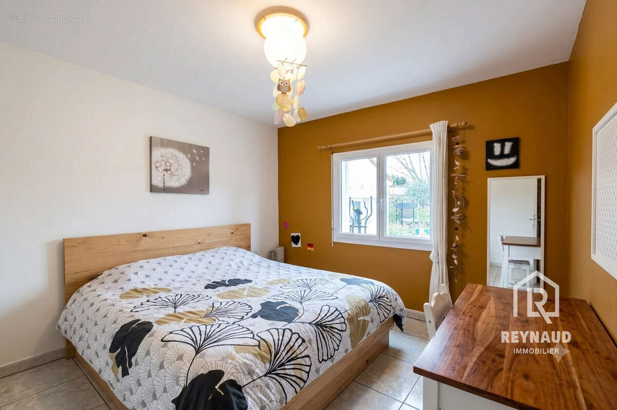 Maison 109 m² à Popian  - photo 9
