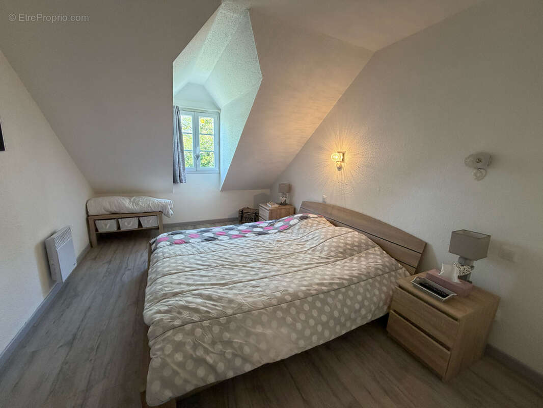 Appartement à MONCEAUX-SUR-DORDOGNE