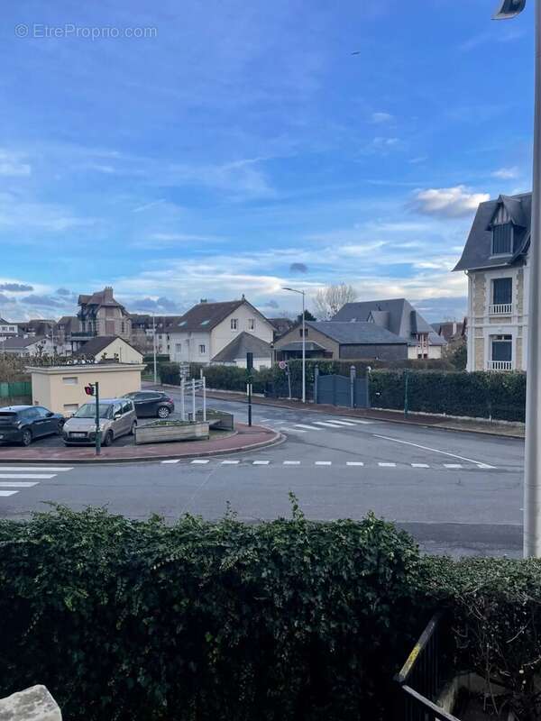 Appartement à BLONVILLE-SUR-MER