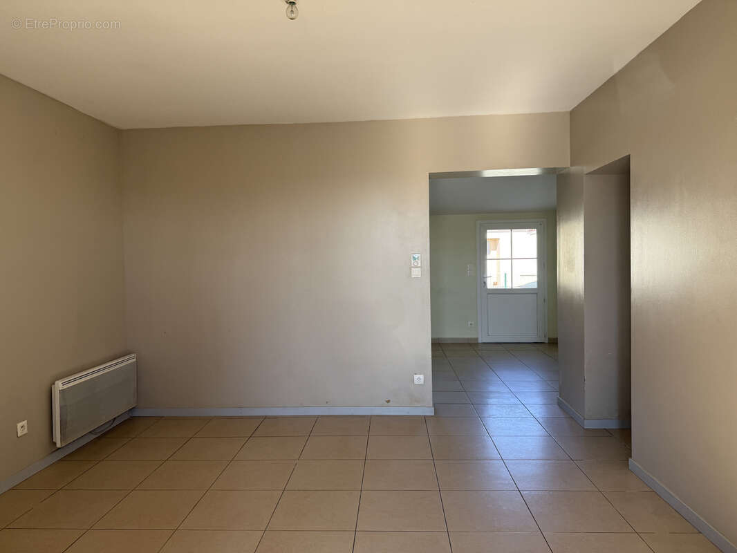 Maison à SAINT-SULPICE-DE-FALEYRENS