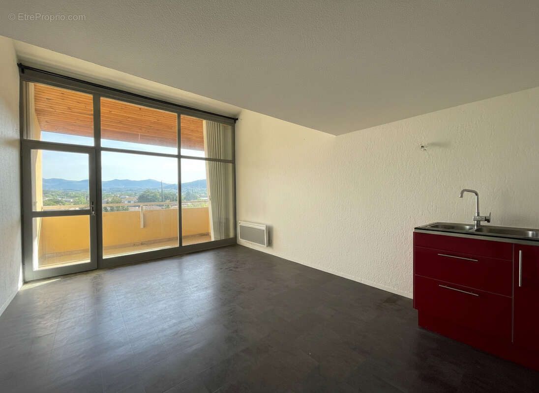 Appartement à VAISON-LA-ROMAINE