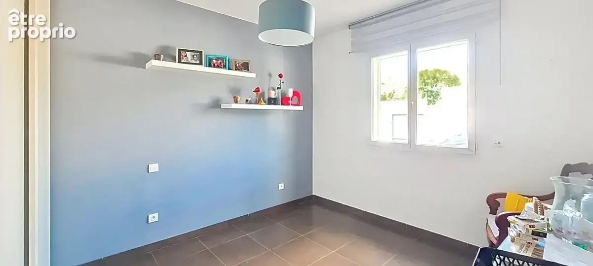 VIlla de 135 m² de plein pied avec piscine sur un terrain de 506m² - photo 12
