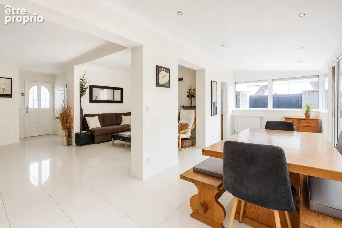 Maison de 5 pièces de 94 m² à Thiais - photo 5