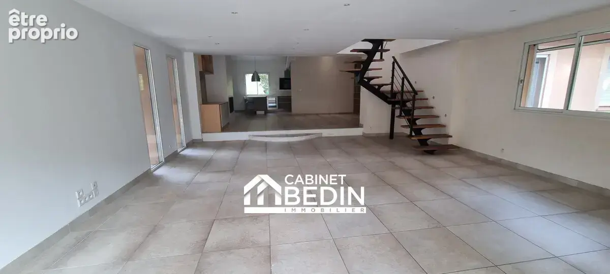Maison 8 pièces 198 m² à vendre à Cestas (33610) - photo 8