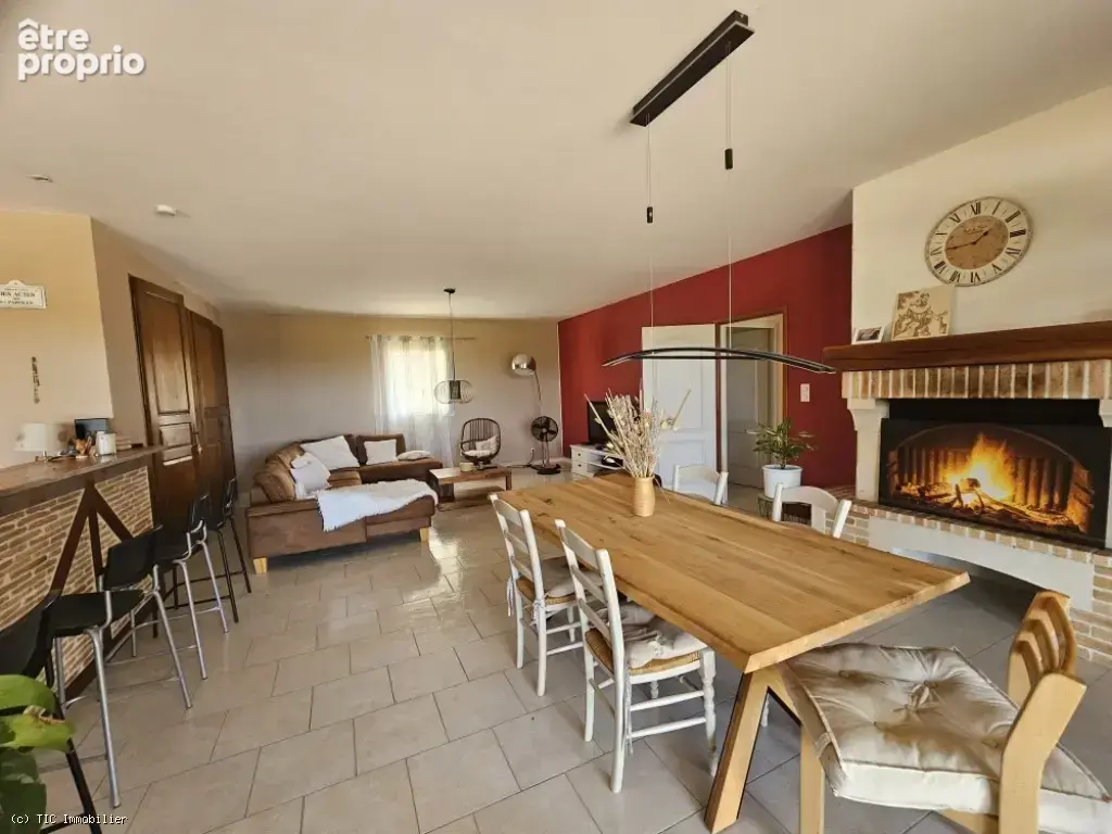 Maison Exceptionnelle avec Petite Equestre, Prairie Clôturée, Grand Terrain et Vues Magnifiques ! - photo 9