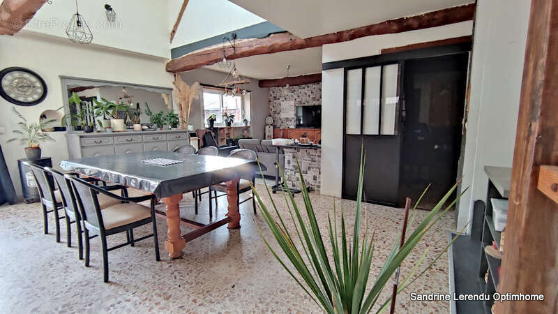 Maison à CRIQUEBEUF-SUR-SEINE