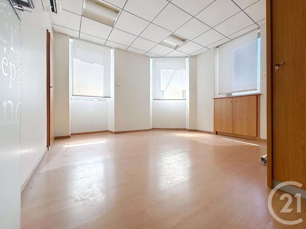 Appartement à SAINT-VAURY