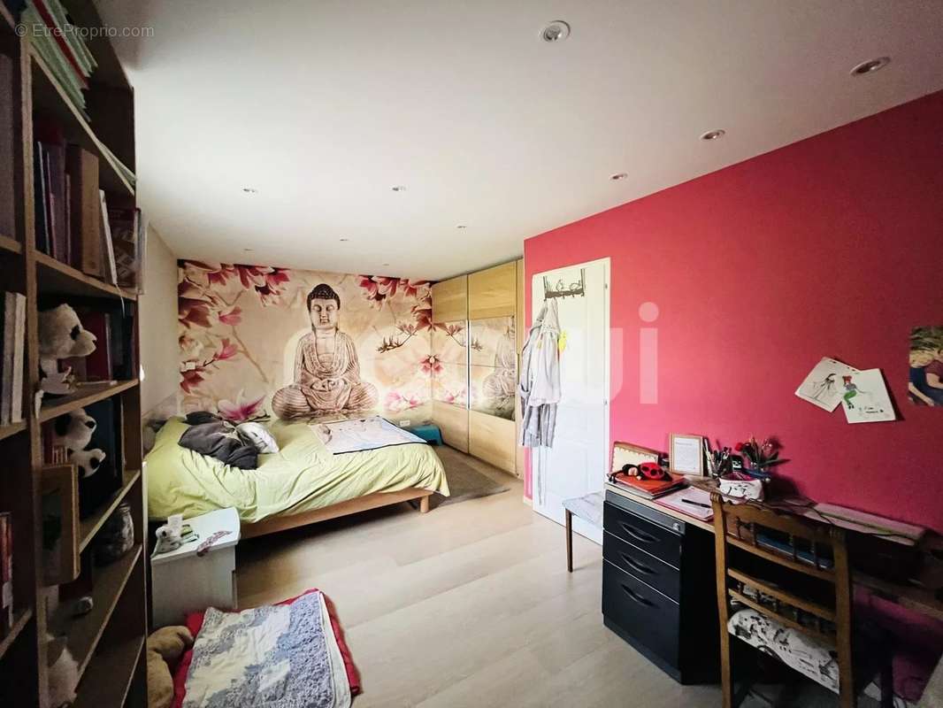 Maison à SAINT-AGOULIN