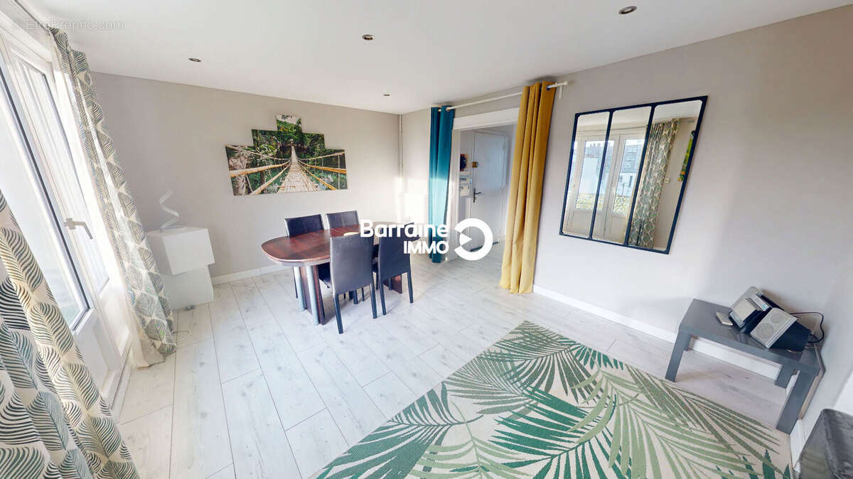Exclusivité a vendre brest dourjacq appartement t5 79,56 m² dernier étage balcon vue dégagée parking - photo 15