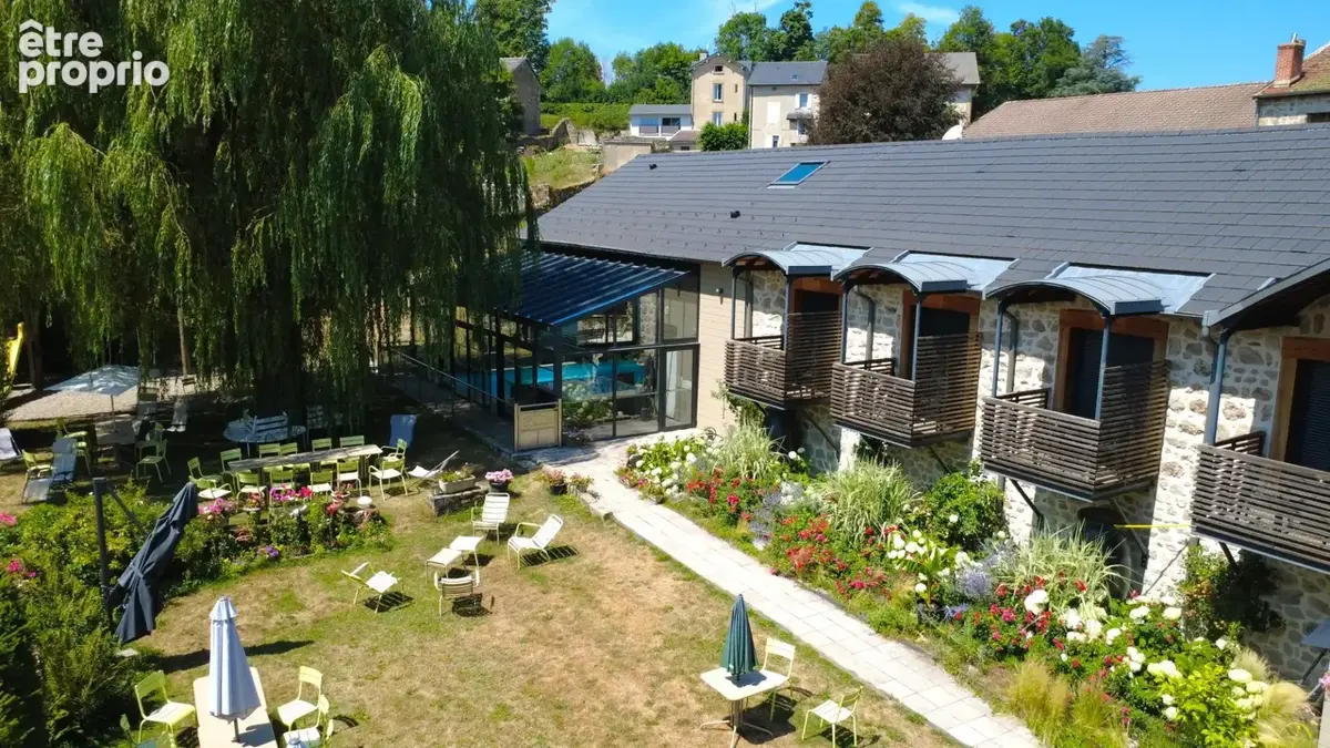 Murs et Fond Hôtel Restaurant Haute-Loire - photo 3