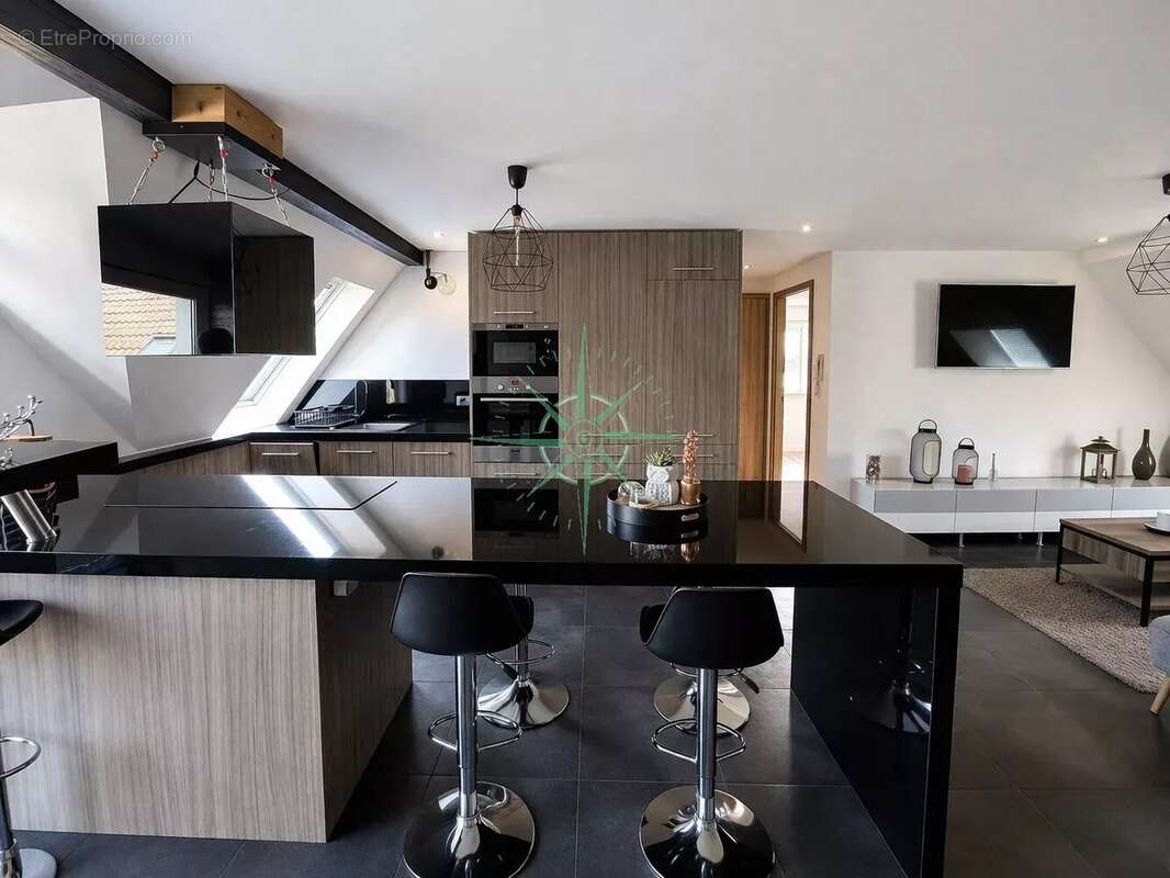 Appartement à VILLE