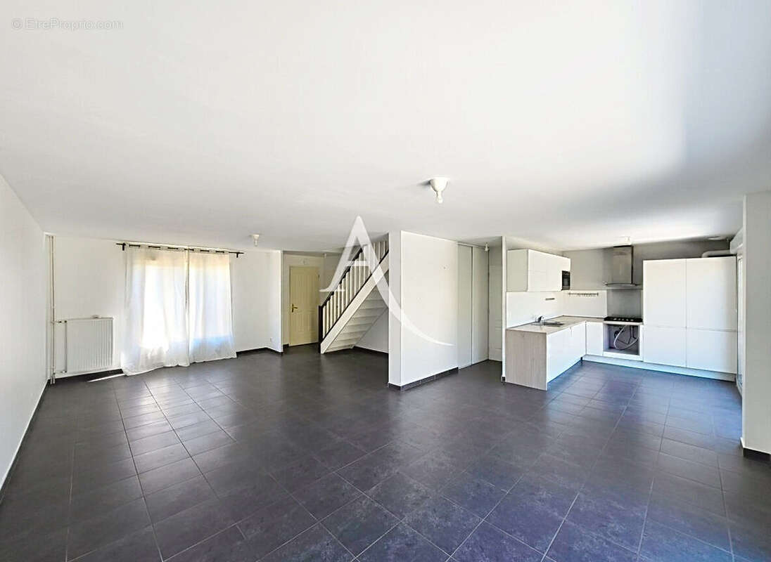 Maison récente 4 chambres - photo 3