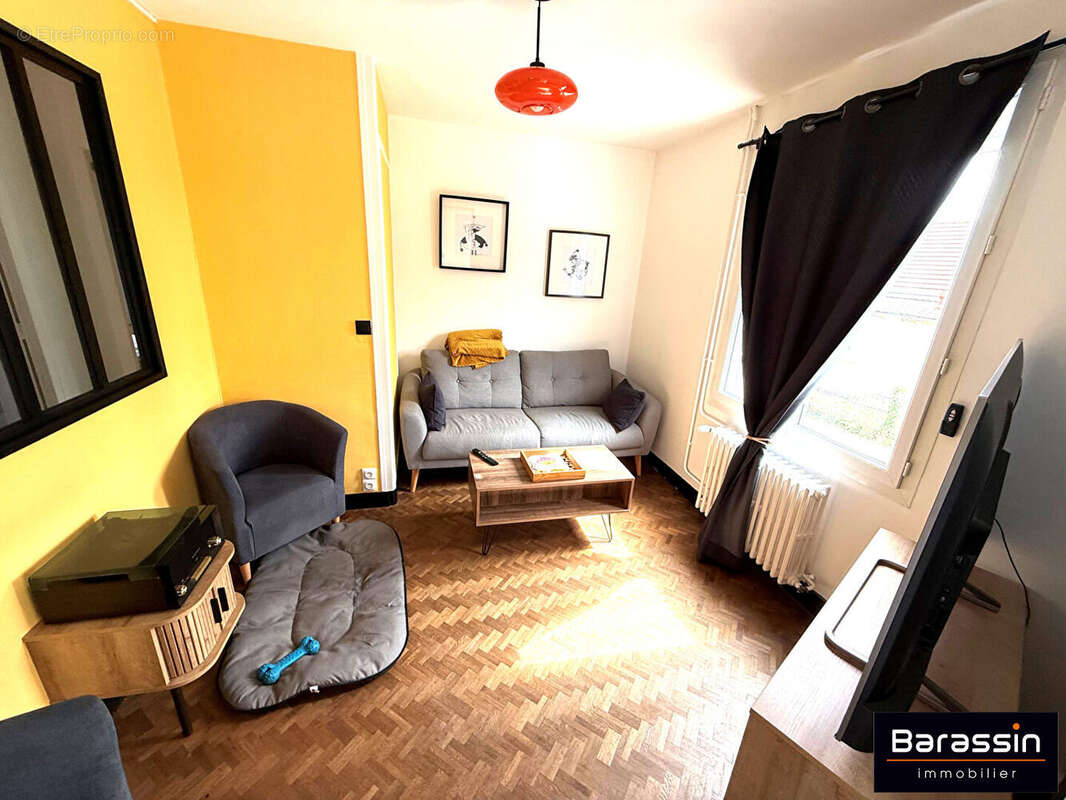 Maison à TOURVILLE-SUR-SIENNE