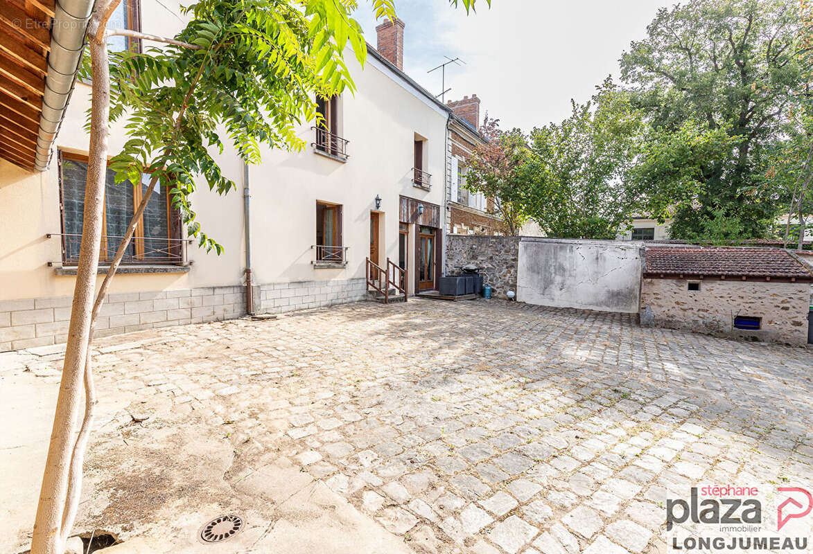 Immeuble Marcoussis 7 pièces - photo 17