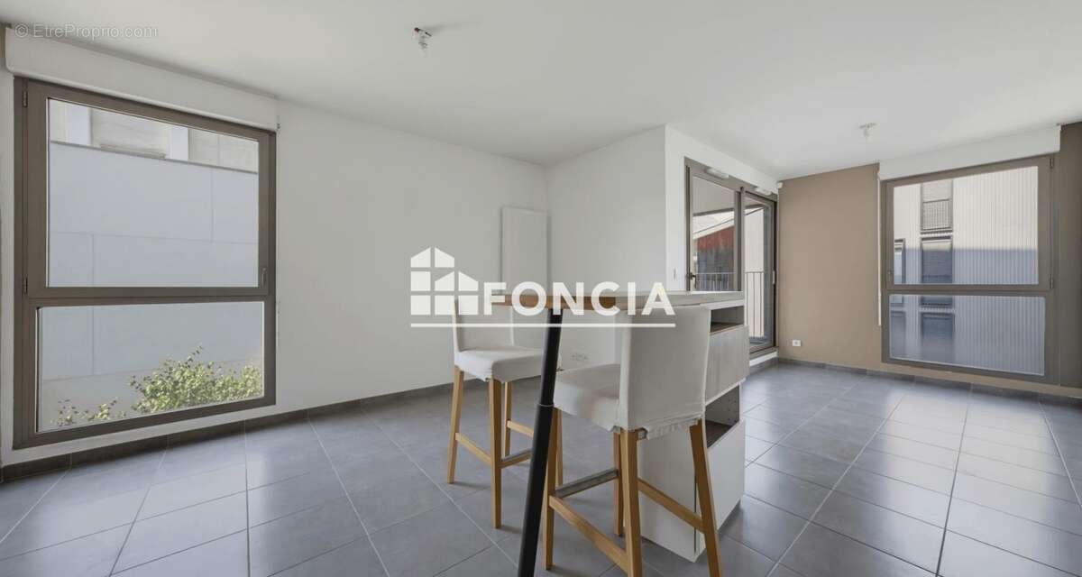 À vendre – Superbe T3 de aux Bassins à Flot - photo 5