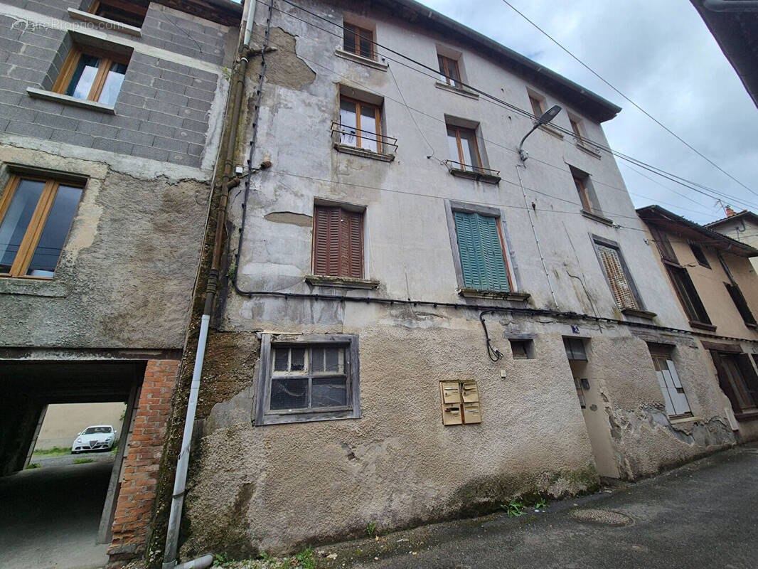 Appartement à THIERS