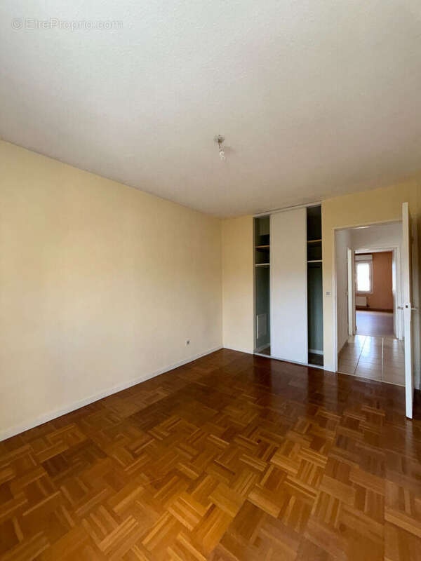 Appartement à BOURG-LES-VALENCE