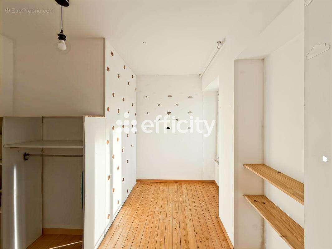 Maison à SAINTE-MAURE-DE-TOURAINE