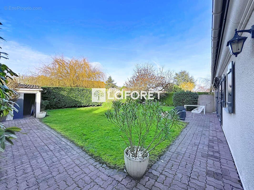 Maison à NOGENT-LE-PHAYE