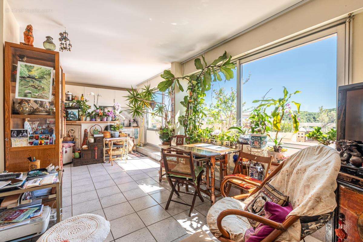 Appartement à HYERES