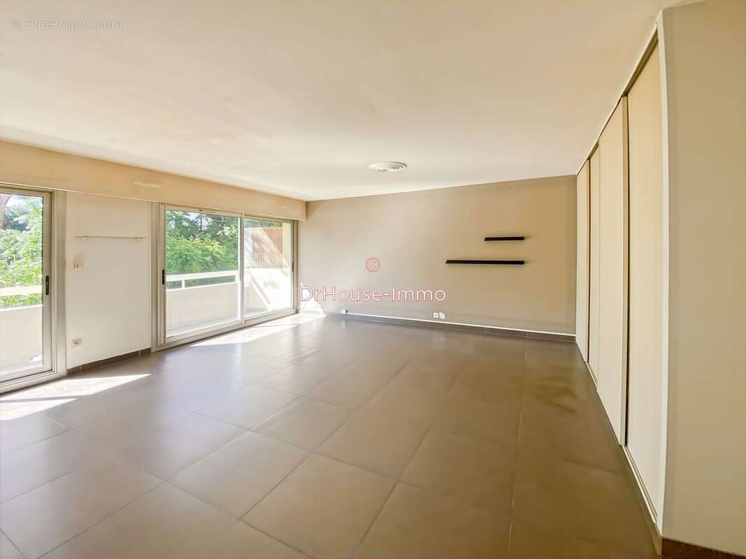 Appartement 48 m² à Marseille-8e  - photo 34
