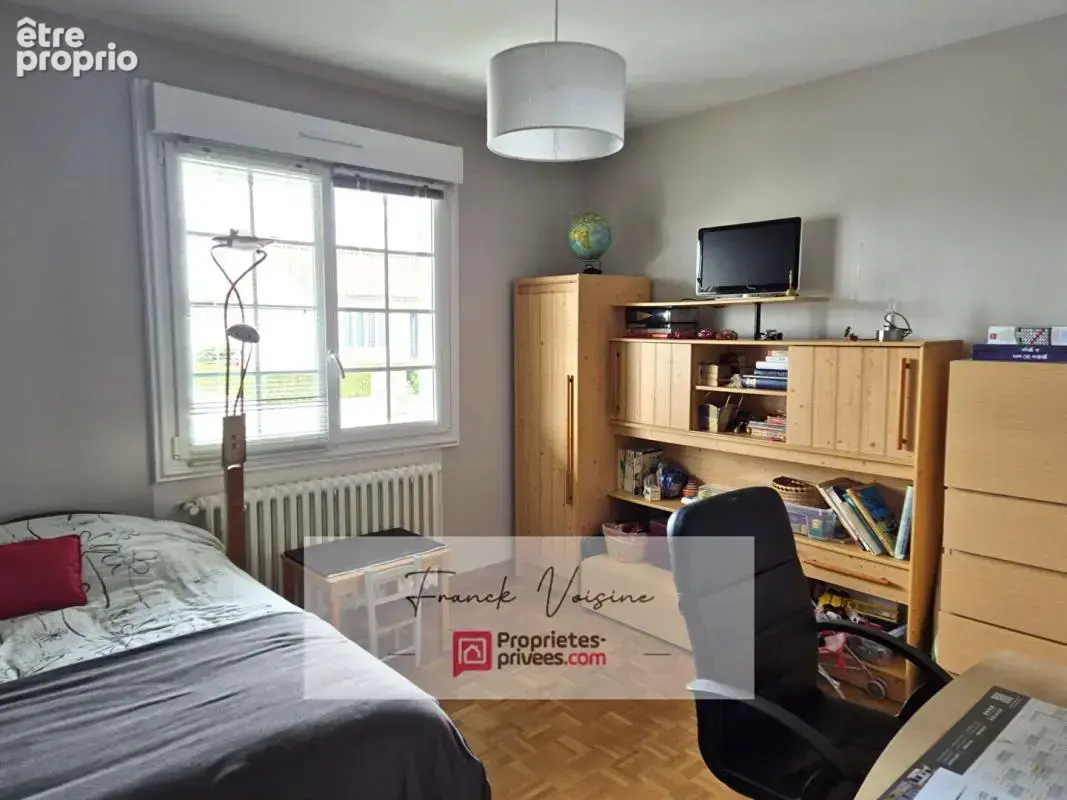 A VENDRE au Boupère, maison de 135 m2 avec 3 chambres et 1 bureau sur une parcelle de 745 m2 - photo 7