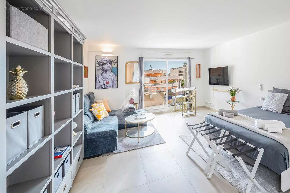 Appartement à BEAUSOLEIL