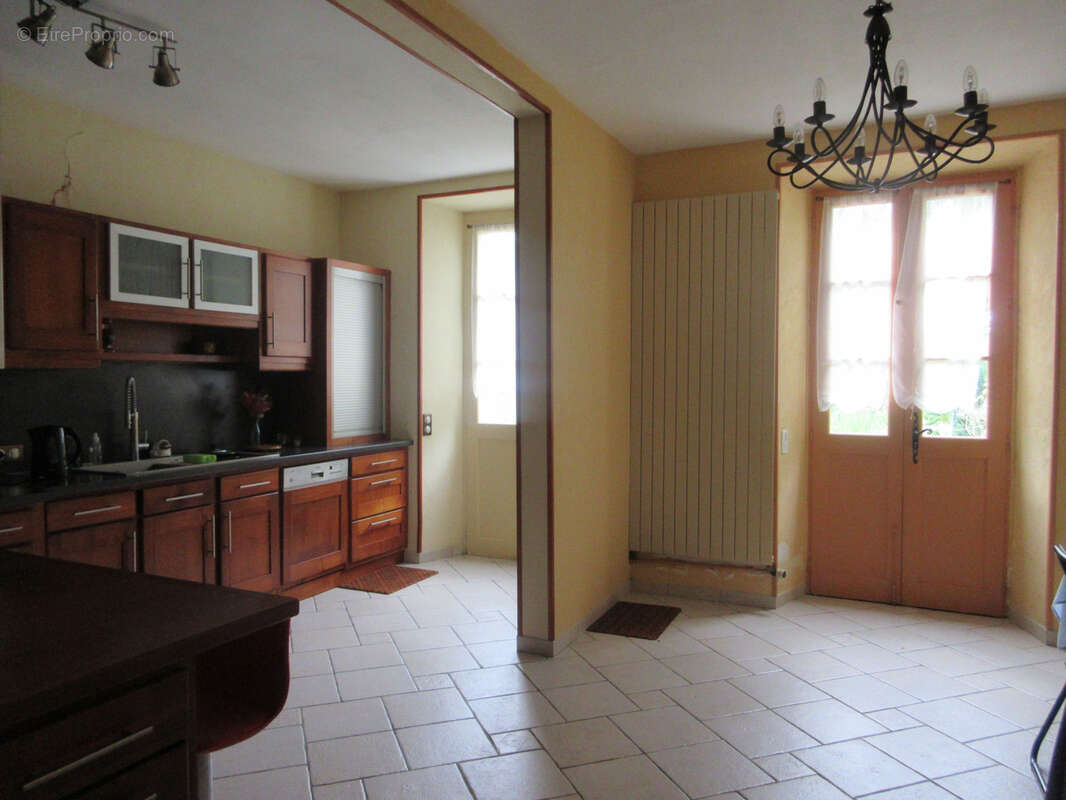 Maison à SAINT-BENOIT-DU-SAULT