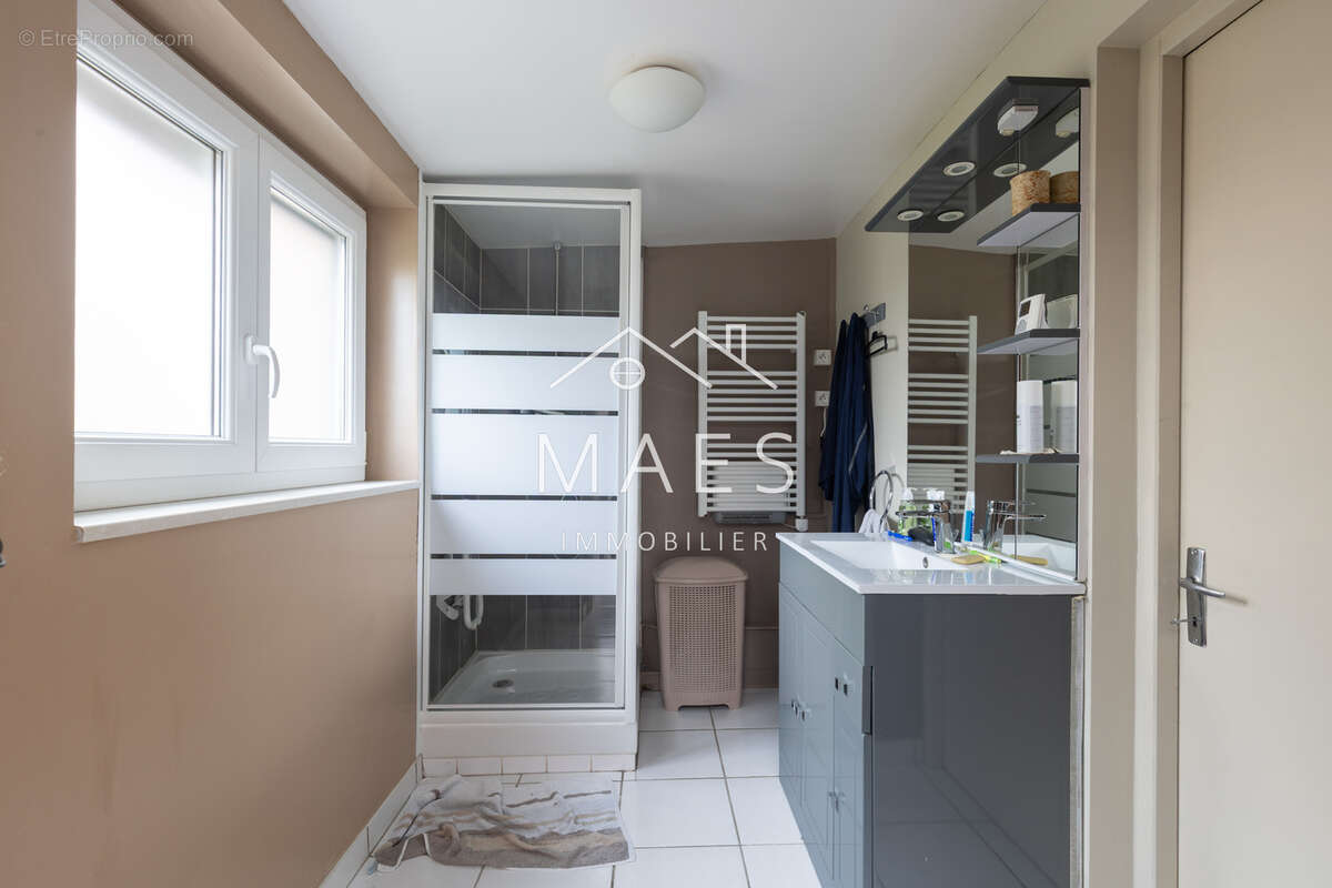 Maison à WAMBRECHIES