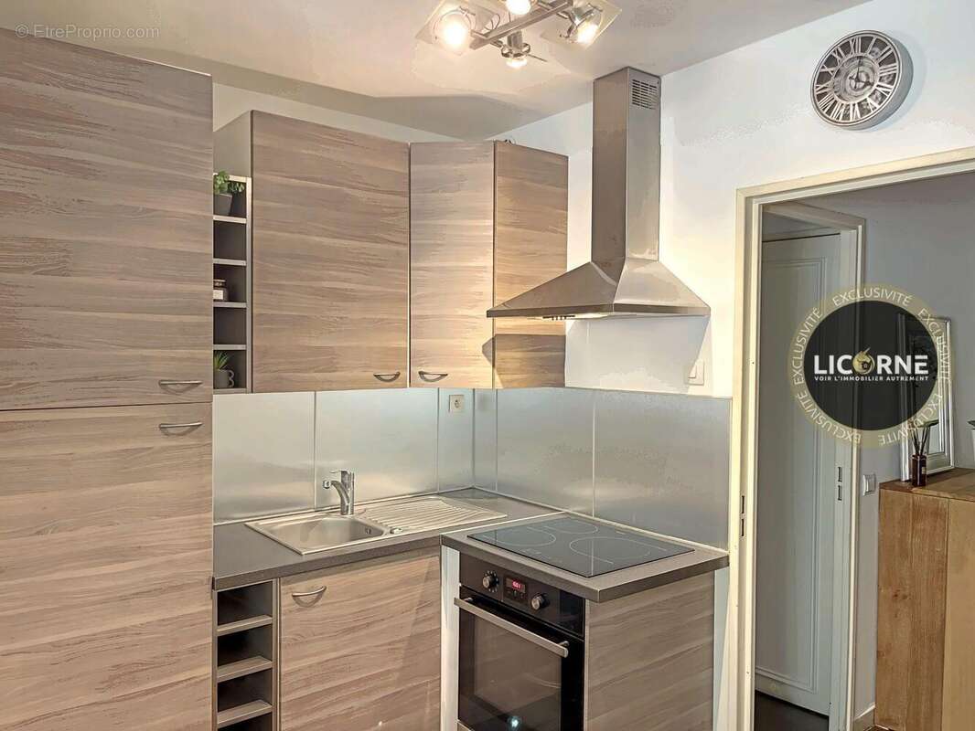 Appartement à MARSEILLE-6E