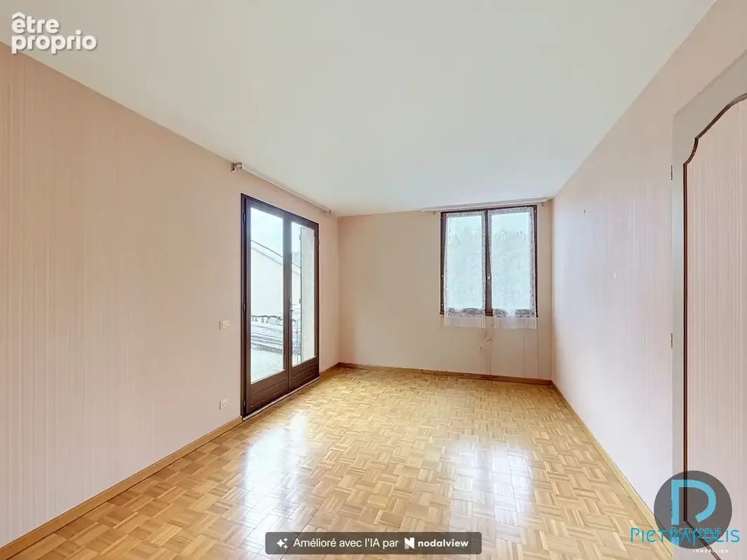 Maison 5 pièces 100 m² à vendre à Marlieux (01240) - photo 8