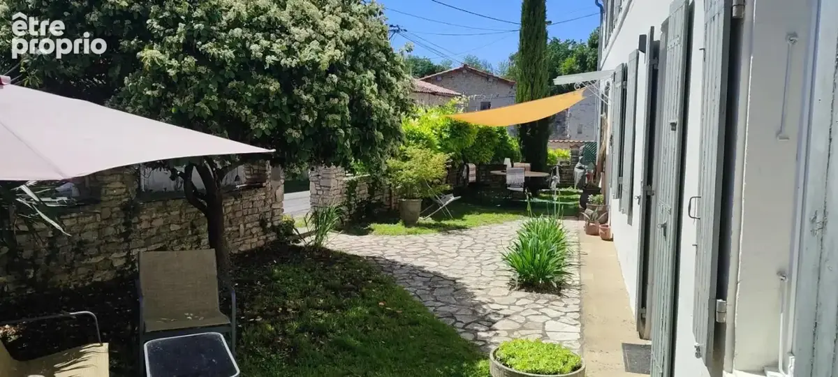 Maison charentaise aux portes de Saint-Jean-d'Angély - 159 m² - photo 3